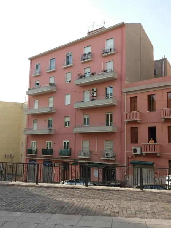 La facciata del palazzo