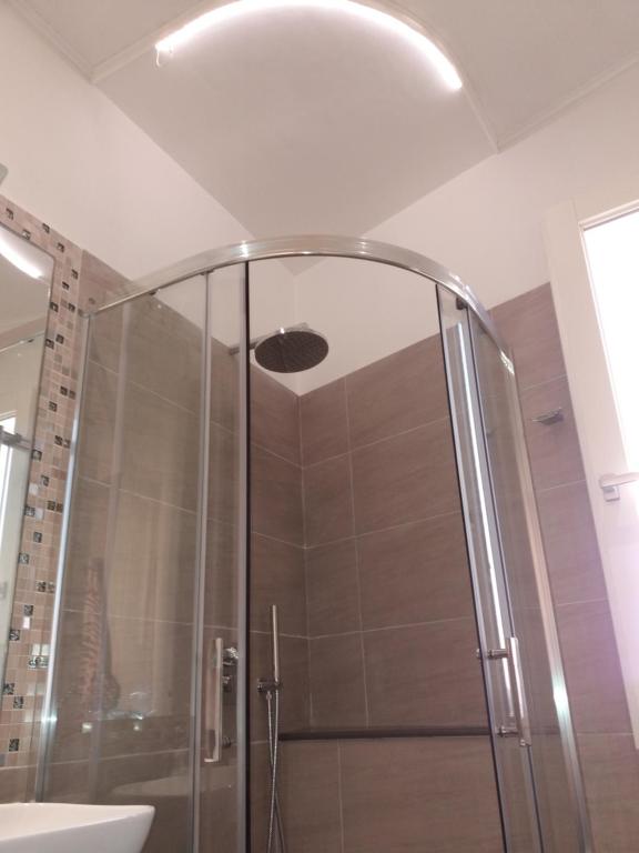 Bagno privato: box doccia con soffione